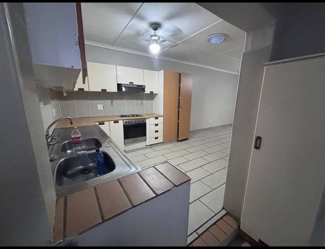 2 BEDROOM PROPERTY TO RENT IN ARBORETUM